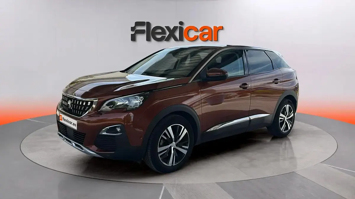 Usado Peugeot 3008 Allure 131 CV (96 kW) 2020 Marrón SUV