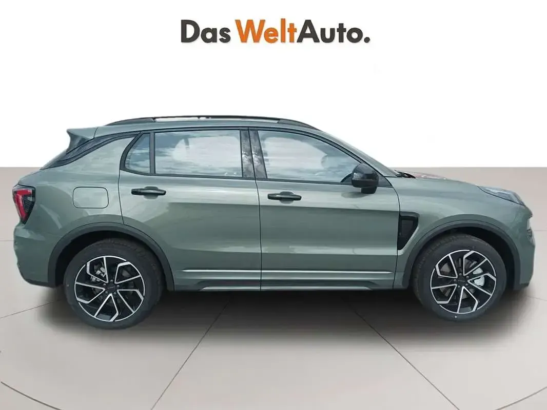 Usado Lynk & Co 01 279 CV (205 kW) 2026 Verde SUV