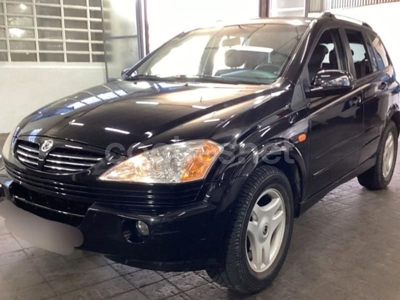 Negro Usado 2007 Ssangyong Kyron Limited SUV | 4990 € (Precio justo) - Imagen 1/4
