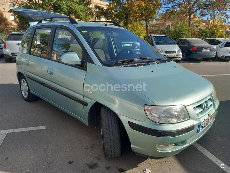 Verde Usado 2004 Hyundai Matrix GLS Monovolumen | 1380 € - Imagen 1/4