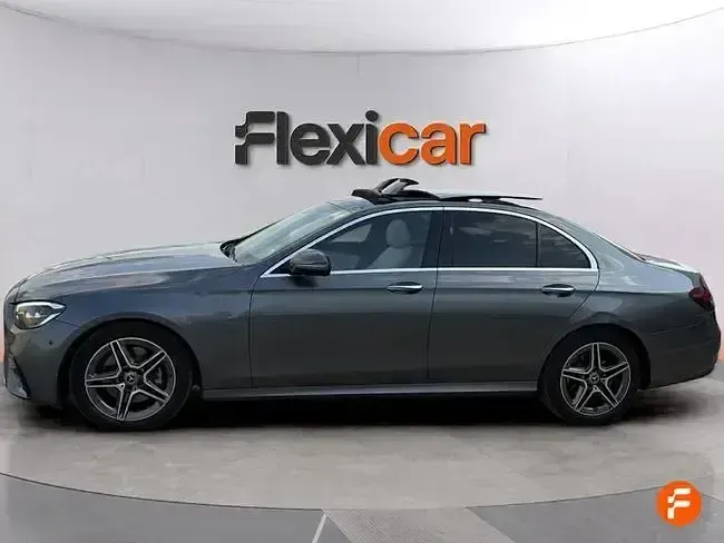 Usado Mercedes E220 194 CV (142 kW) 2021 Gris Berlina