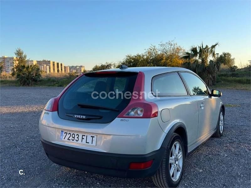 Usado Volvo C30 Summum 136 CV (100 kW) 2007 Gris / plata Utilitario
