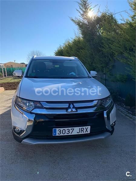 Usado Mitsubishi Outlander 150 CV (110 kW) 2016 Blanco SUV