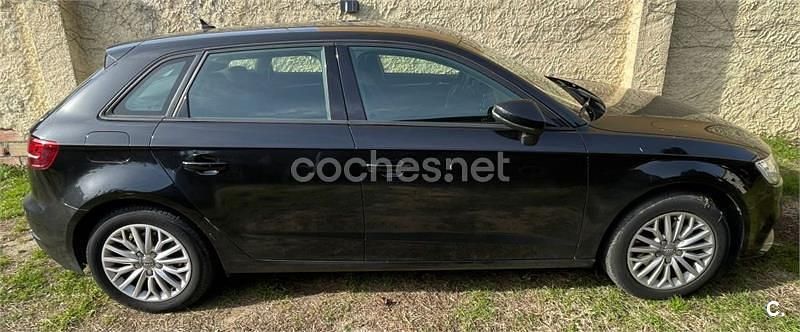 Usado Audi A3 110 CV (80 kW) 2016 Negro Berlina