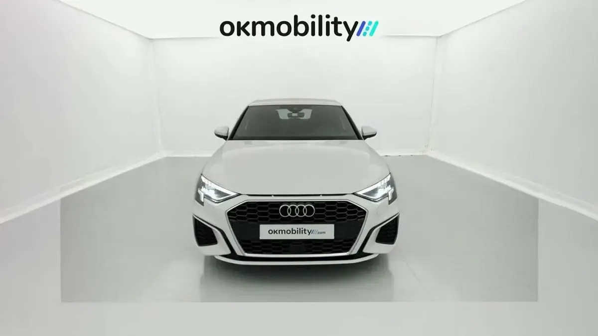 Usado Audi e-tron GT quattro 110 kW (150 CV) 2023 Blanco Berlina