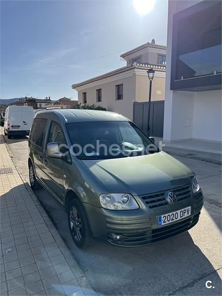 Usado VW Caddy Life 104 CV (76 kW) 2005 Verde Monovolumen