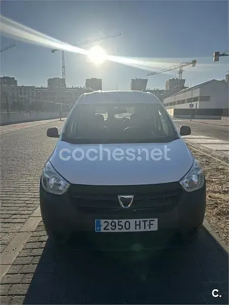 Usado Dacia Dokker Ambiance 75 CV (55 kW) 2013 Blanco Monovolumen