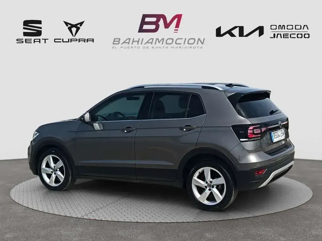 Usado VW T-Cross Sport 110 CV (80 kW) 2021 Gris SUV