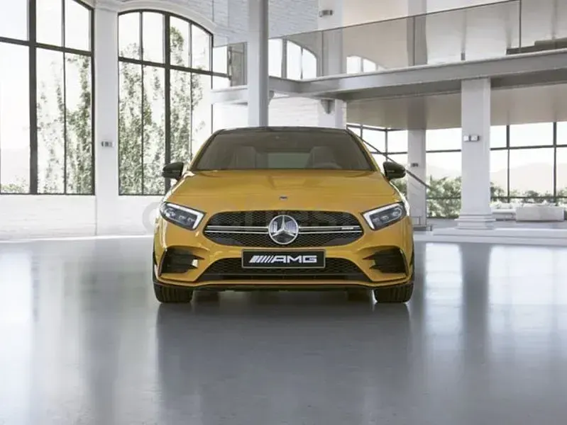 Usado Mercedes A35 AMG AMG 306 CV (225 kW) 2020 Blanco escarcha Berlina
