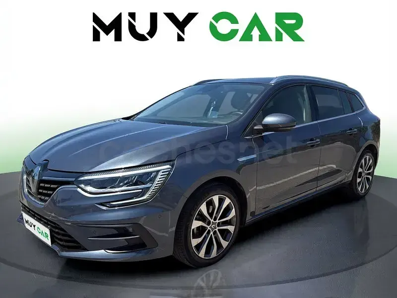 Usado Renault Mégane GrandTour Techno 140 CV (102 kW) 2023 Gris Familiar