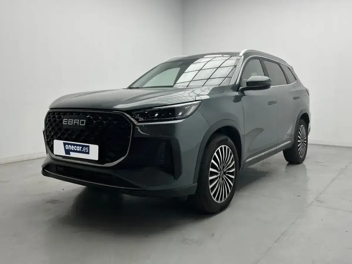 Usado Ebro s800 147 CV (108 kW) 2025 Verde SUV