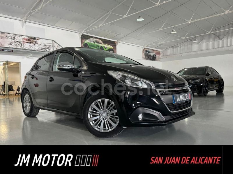 Negro Usado 2016 Peugeot 208 Style Utilitario | 9900 € (Precio justo) - Imagen 1/4