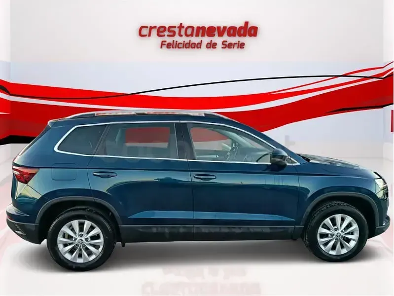 Usado Skoda Karoq Ambition 150 CV (110 kW) 2022 Azul SUV