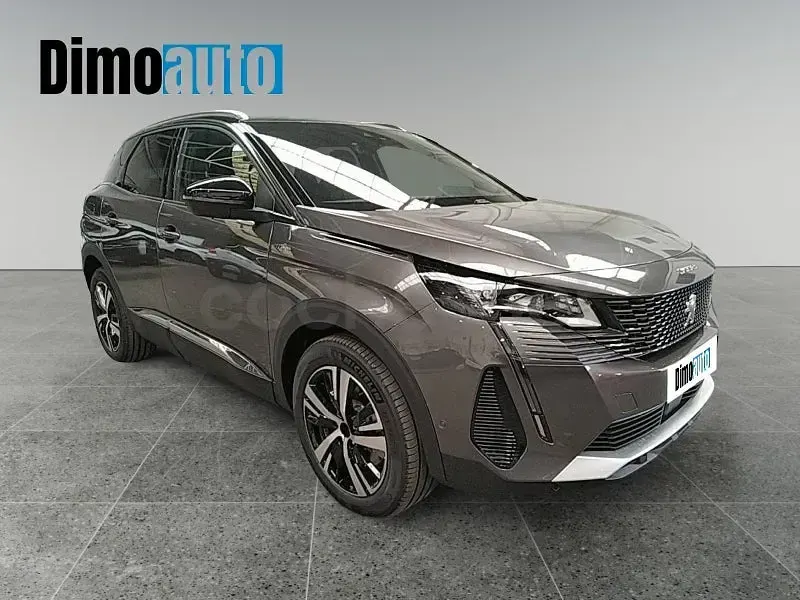 Usado Peugeot 3008 GT 225 CV (165 kW) 2023 Gris SUV