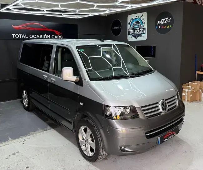 Usado VW Multivan 174 CV (127 kW) 2006 Grisnegro Monovolumen