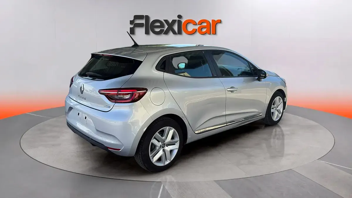 Usado Renault Clio V Intens 140 CV (102 kW) 2021 Gris Berlina