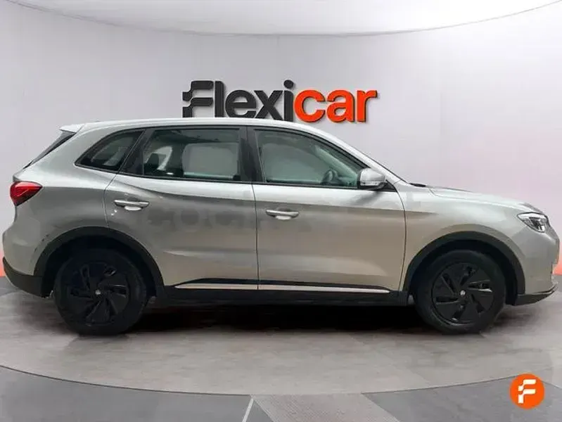 Usado MG ZS 197 CV (144 kW) 2025 Gris / plata SUV