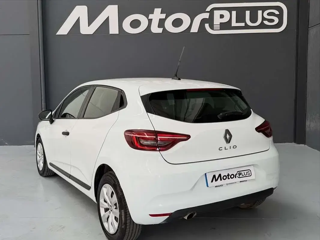 Usado Renault Clio Business 101 CV (74 kW) 2021 Blanco Utilitario