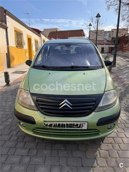 Usado Citroën C3 110 CV (80 kW) 2003 Verde Berlina