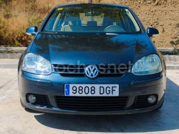 Negro Usado 2005 VW Golf IV Conceptline Berlina | 5000 € (Precio justo) - Imagen 1/4