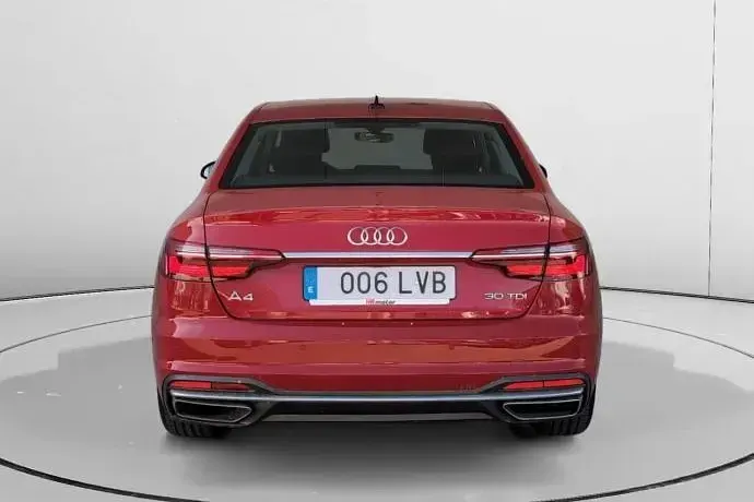 Usado Audi A4 Advanced Plus 136 CV (100 kW) 2021 Berlina