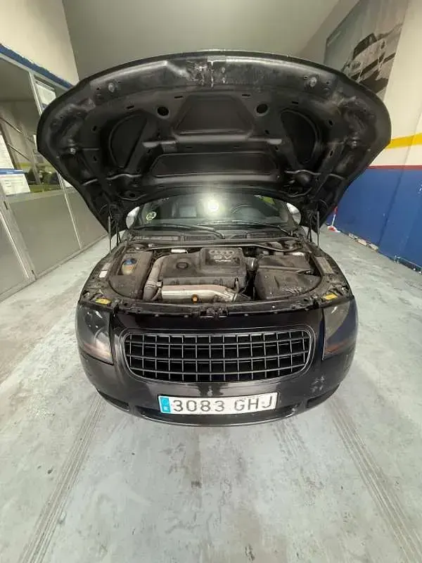 Usado Audi TT 179 CV (131 kW) 2002 Negro Coupe