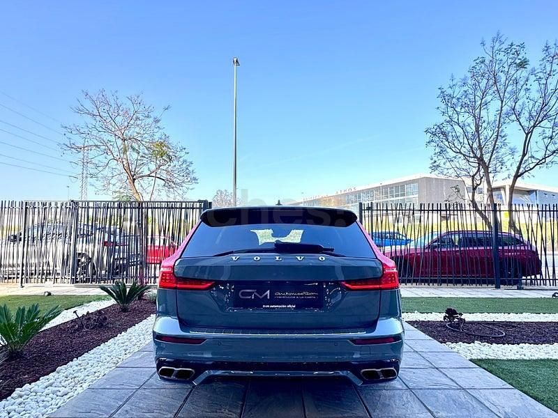 Usado Volvo V60 R-Design 390 HP (286 kW) 2021 Azul Carrinha