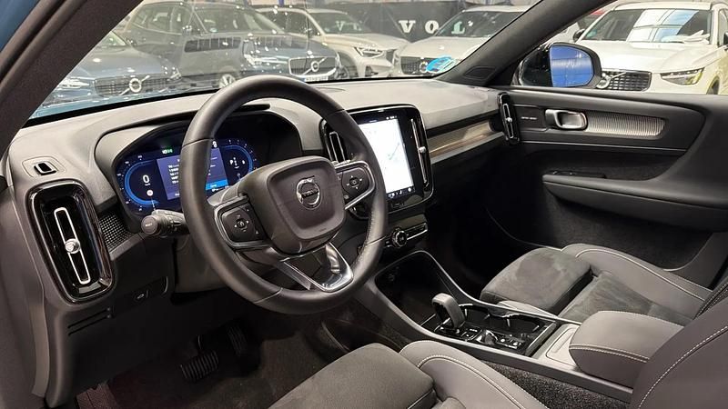 Begagnad Volvo XC40 Ultra 163 HK (119 kW) 2024 SUV