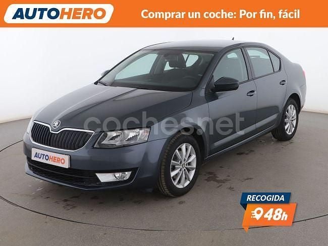Gris Usado 2015 Skoda Octavia Ambition Berlina | 13.899 € (Precio justo) - Imagen 1/3