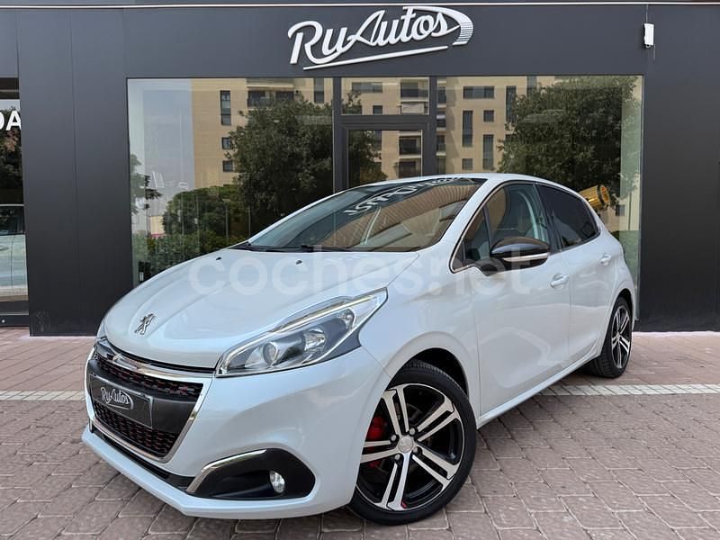 Blanco Usado 2016 Peugeot 208 GT-line Utilitario | 8999 € (Precio justo) - Imagen 1/4