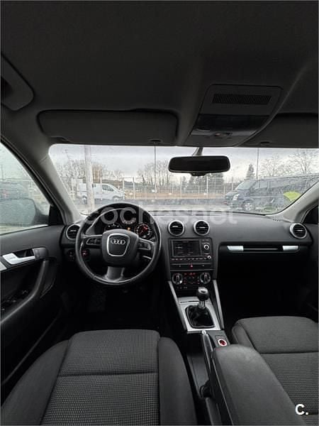 Usado Audi A3 Ambiente 140 CV (102 kW) 2008 Negro Utilitario