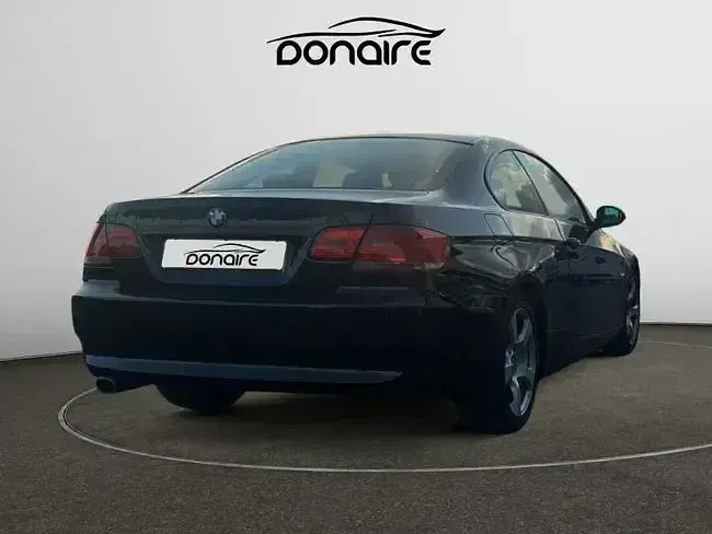 Usado BMW 320 177 CV (130 kW) 2007 Negro Berlina