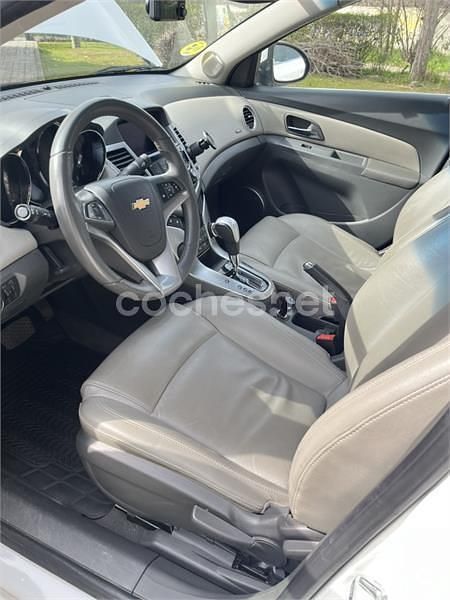 Usado Chevrolet Cruze LTZ 163 CV (119 kW) 2011 Blanco Berlina