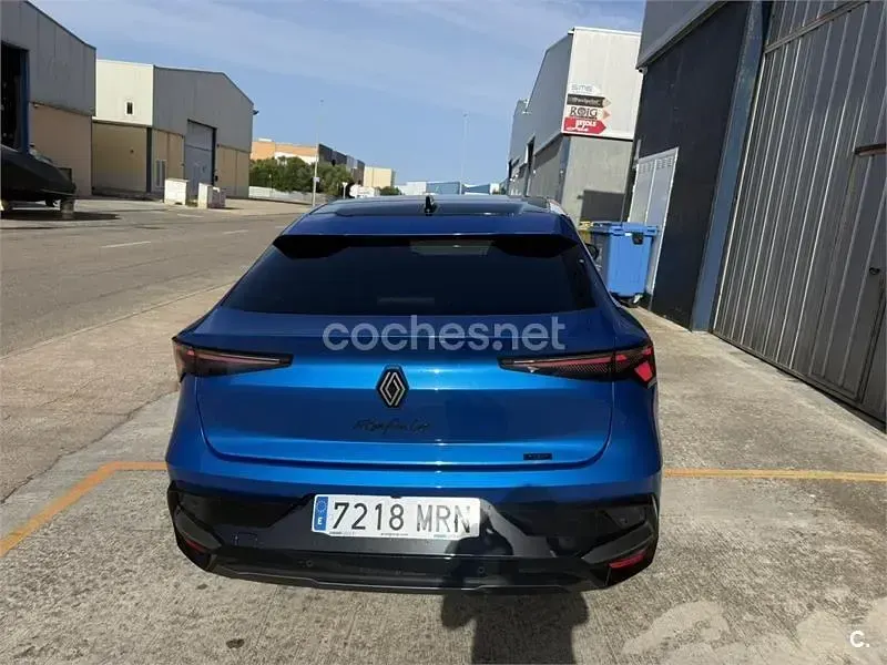 Usado Renault Rafale Esprit Alpine 200 CV (147 kW) 2024 Azul SUV