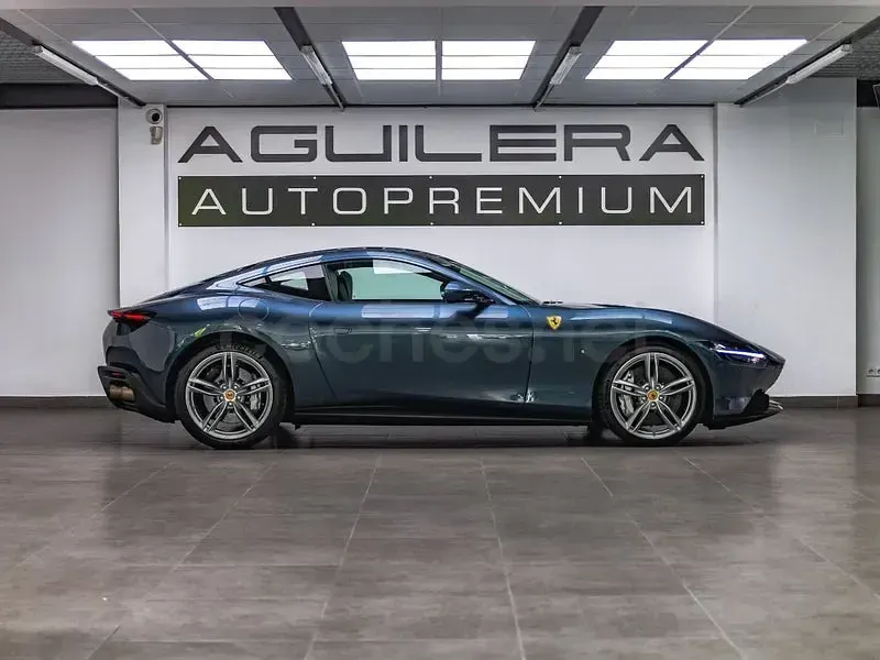 Usado Ferrari Roma 620 CV (456 kW) 2023 Azul Descapotable