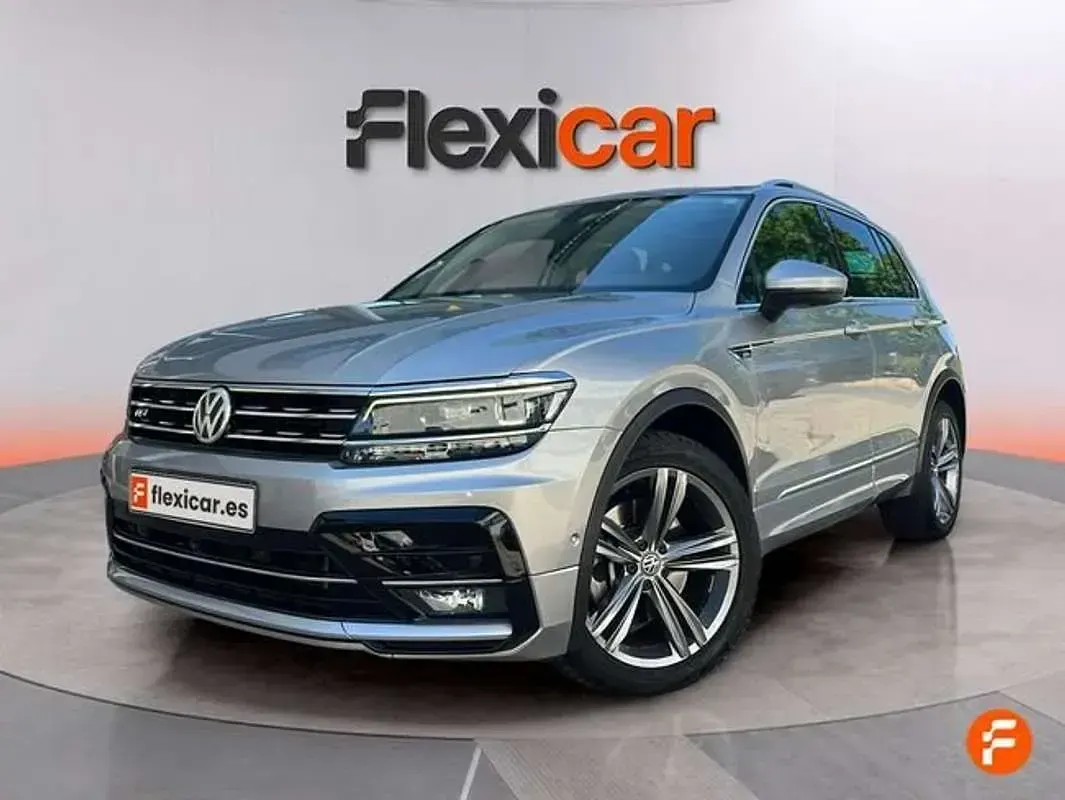 Usado VW Tiguan Sportline 239 CV (175 kW) 2018 Gris SUV