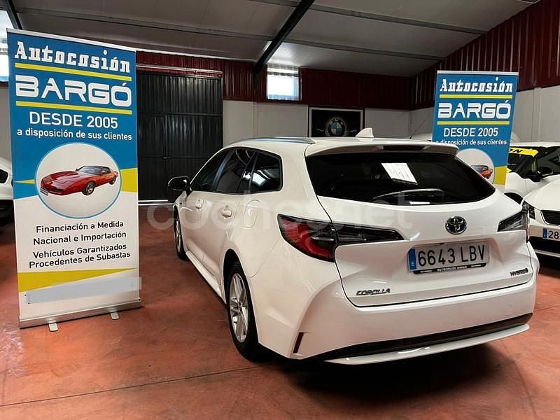 Usado Toyota Corolla Active 122 CV (89 kW) 2019 Blanco Familiar