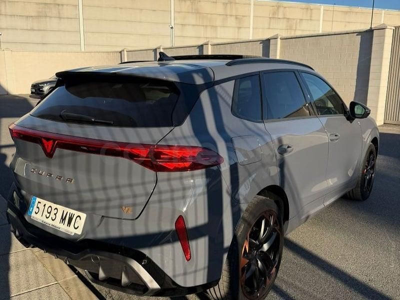 Usado Cupra Terramar VZ 265 CV (194 kW) 2024 Gris / plata SUV