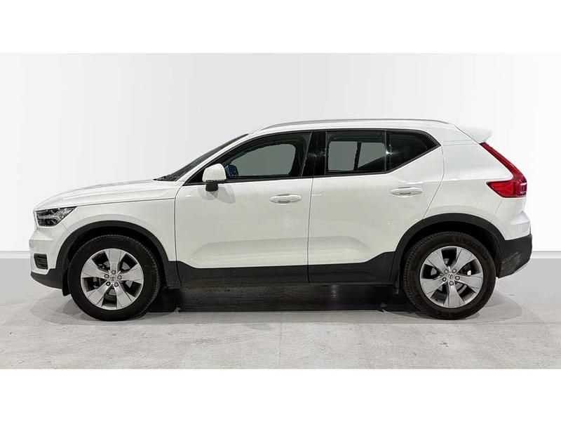 Usado Volvo XC40 Momentum 156 CV (114 kW) 2019 Blanco SUV