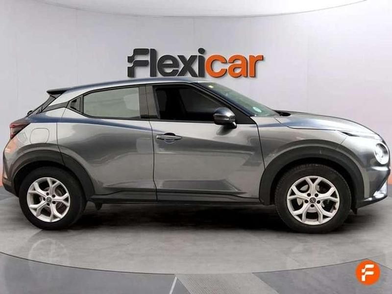 Usado Nissan Juke Acenta 114 CV (83 kW) 2020 Gris SUV