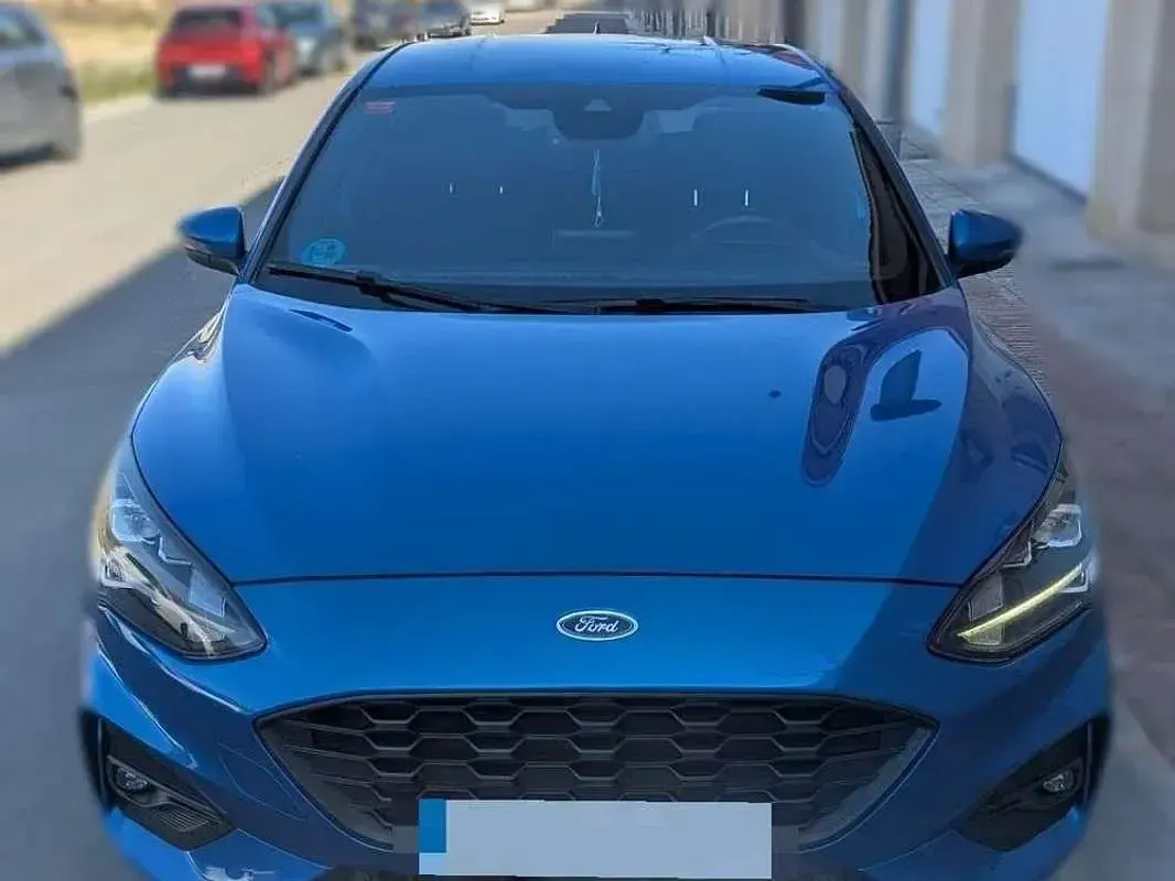 Usado Ford Focus ST-Line 125 CV (91 kW) 2019 Azul Utilitario