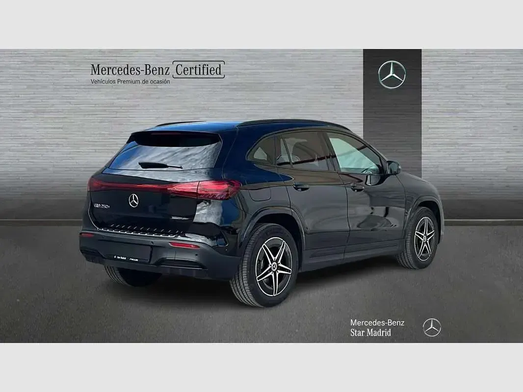 Usado Mercedes EQA250+ 139 kW (190 CV) 2025 Negro SUV