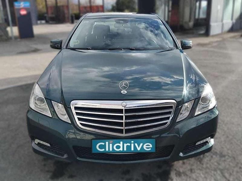 Usado Mercedes E250 Avantgarde 204 CV (150 kW) 2011 Verde Berlina