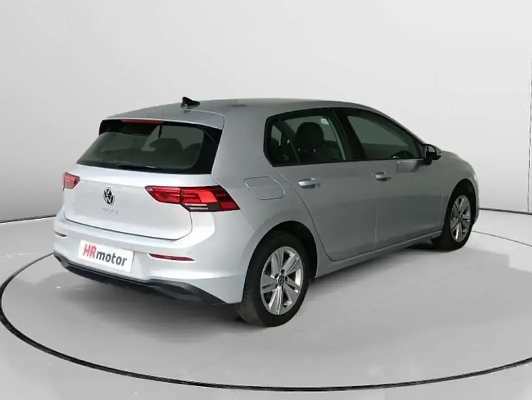 Usado VW Golf VIII Life 110 CV (80 kW) 2024 Gris Utilitario