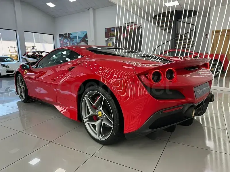 Usado Ferrari F8 720 CV (529 kW) 2020 Rojo Coupe