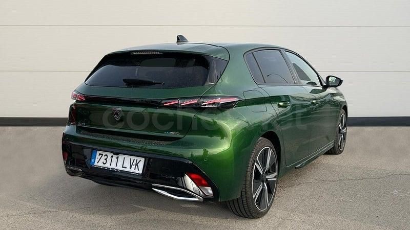 Usado Peugeot 308 GT 225 CV (165 kW) 2021 Verde Berlina