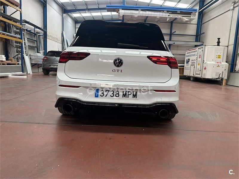 Blanco Usado 2021 VW Golf VIII GTI Berlina | 34.000 € (Precio justo) - Imagen 1/4