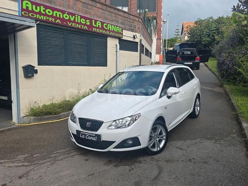 Blanco Usado 2012 Seat Ibiza ST Style Familiar | 10.500 € (Un poco caro) - Imagen 1/4