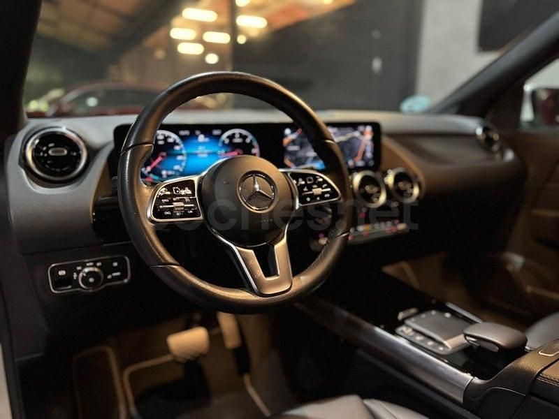 Usado Mercedes GLA200 150 CV (110 kW) 2022 Blanco SUV