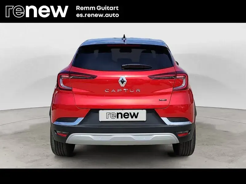 Usado Renault Captur Techno 145 CV (106 kW) 2023 Rojo SUV